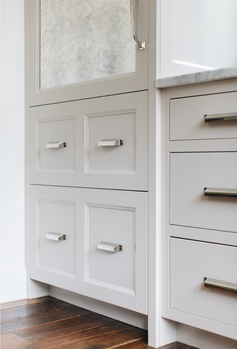 How to Polish Old Kitchen Cabinet Hardware: Easy Steps to Shine