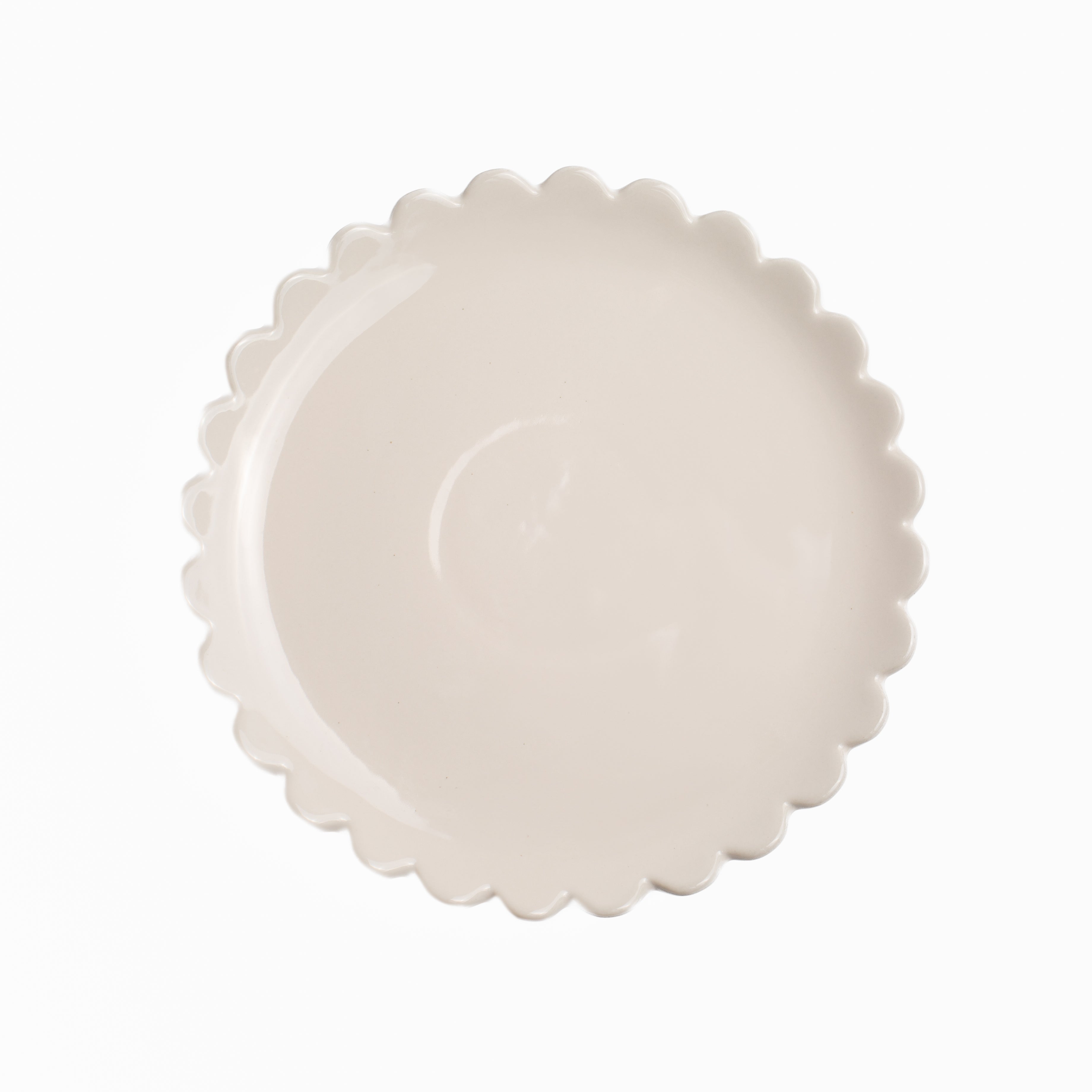 Callie Scalloped Plates
