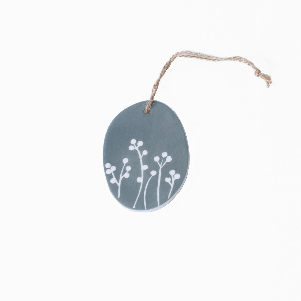 Oval Sentiment Ornaments