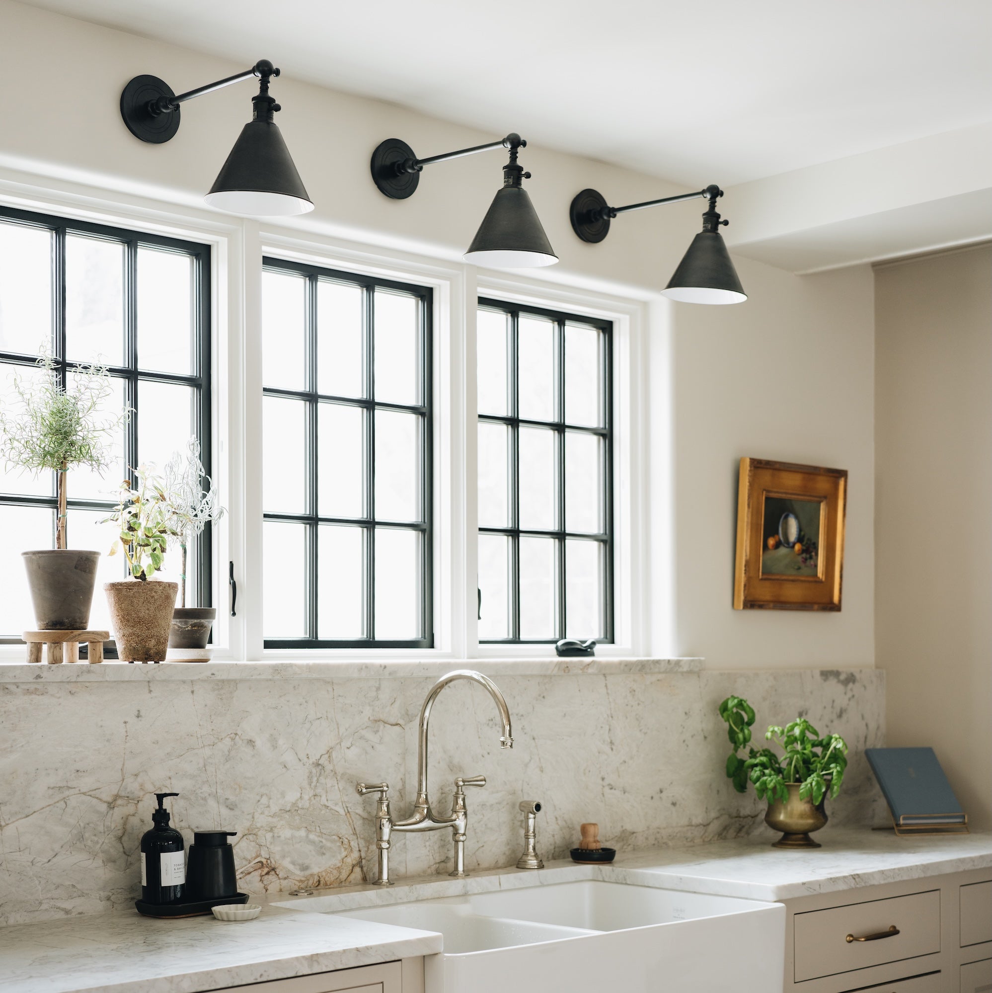 Boston Functional Single Arm Library Light – Stoffer Home