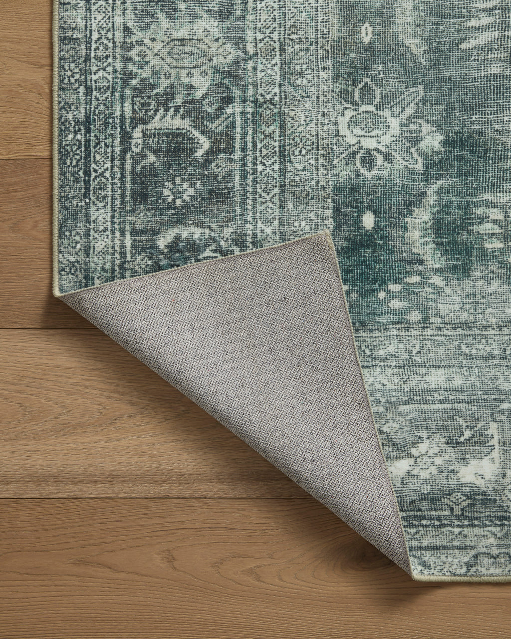 Magnolia Home by Joanna Gaines x Loloi Banks Blue Lagoon BAN-03