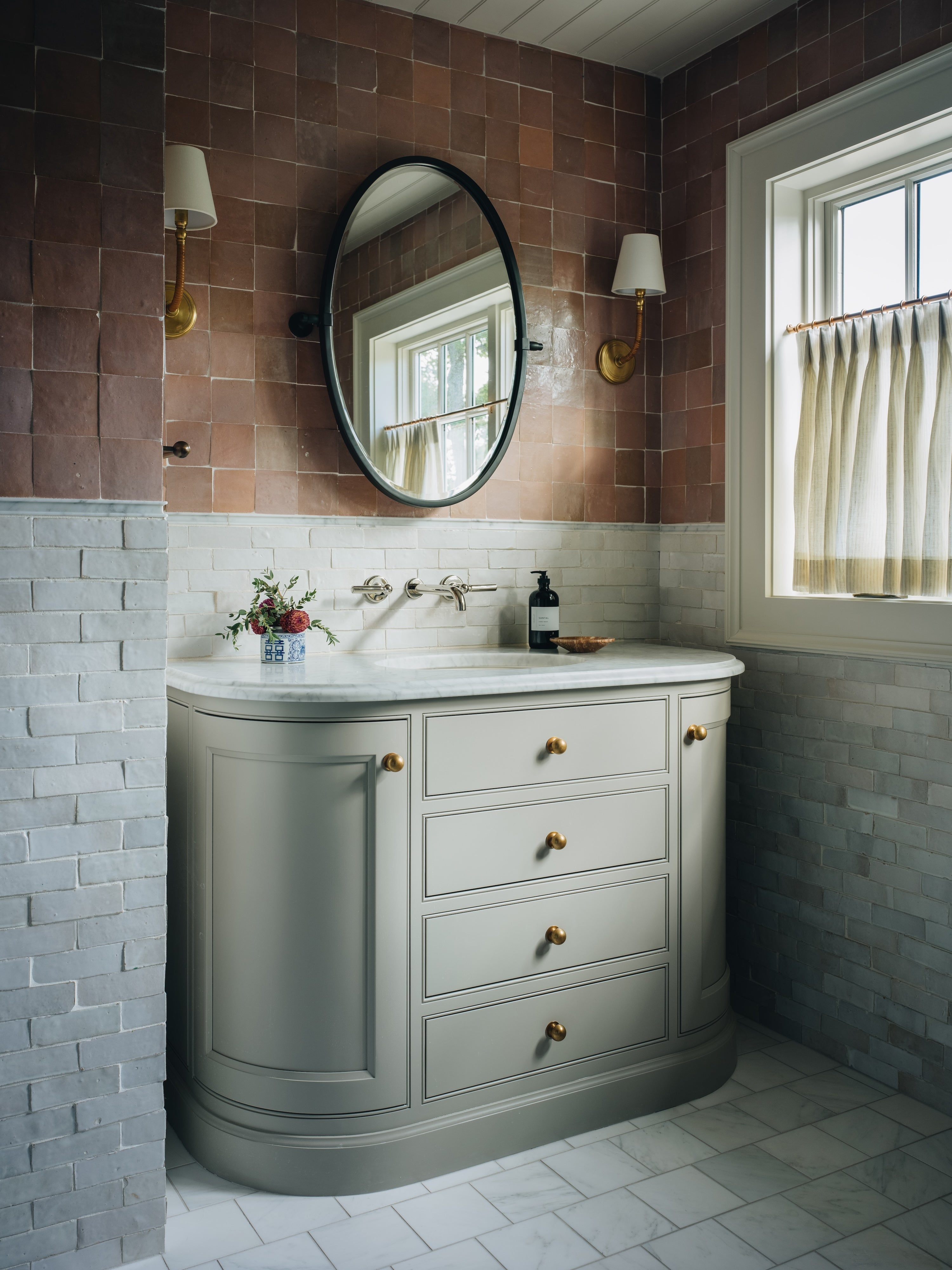 Glen Vanity