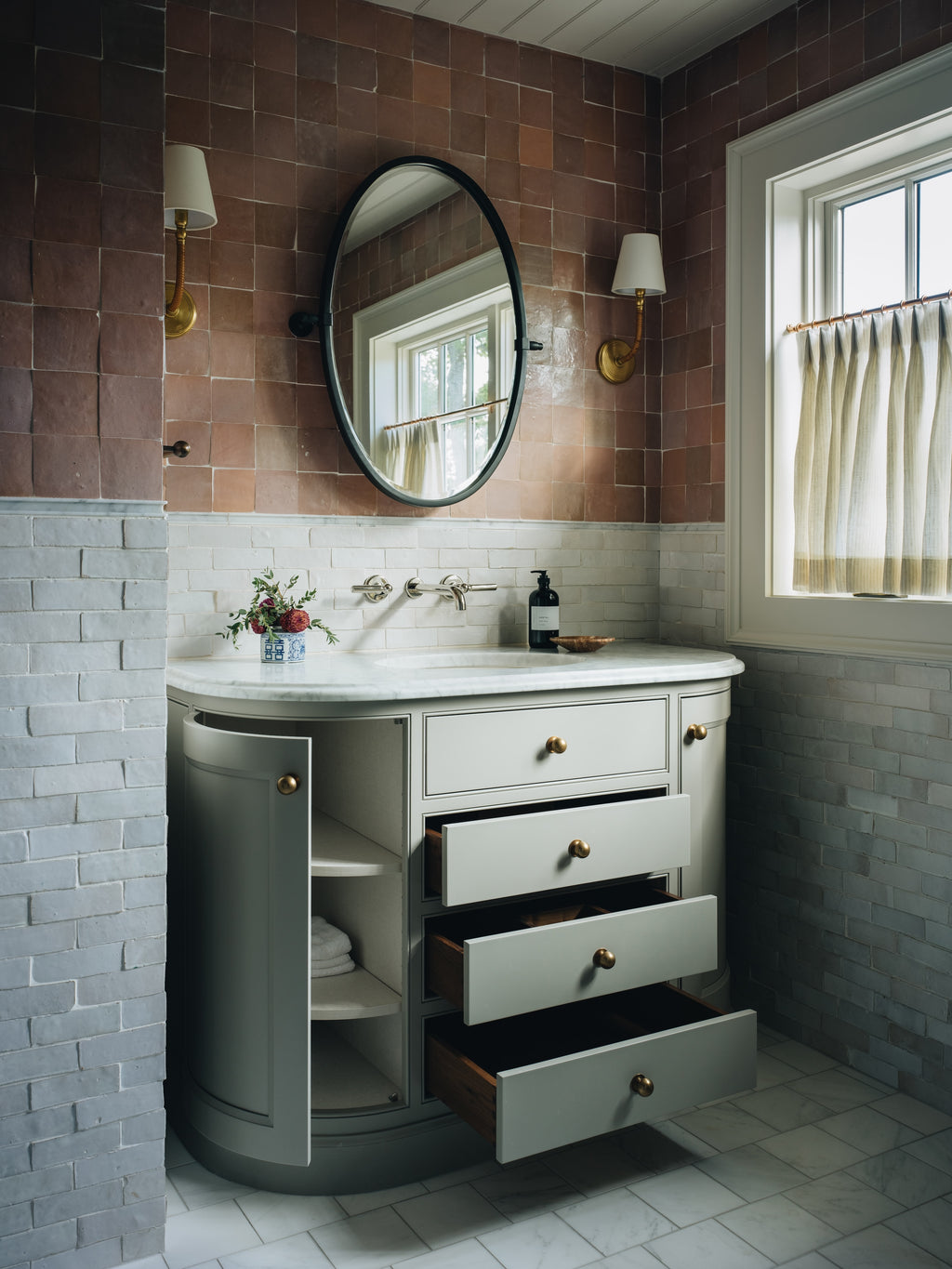 Glen Vanity