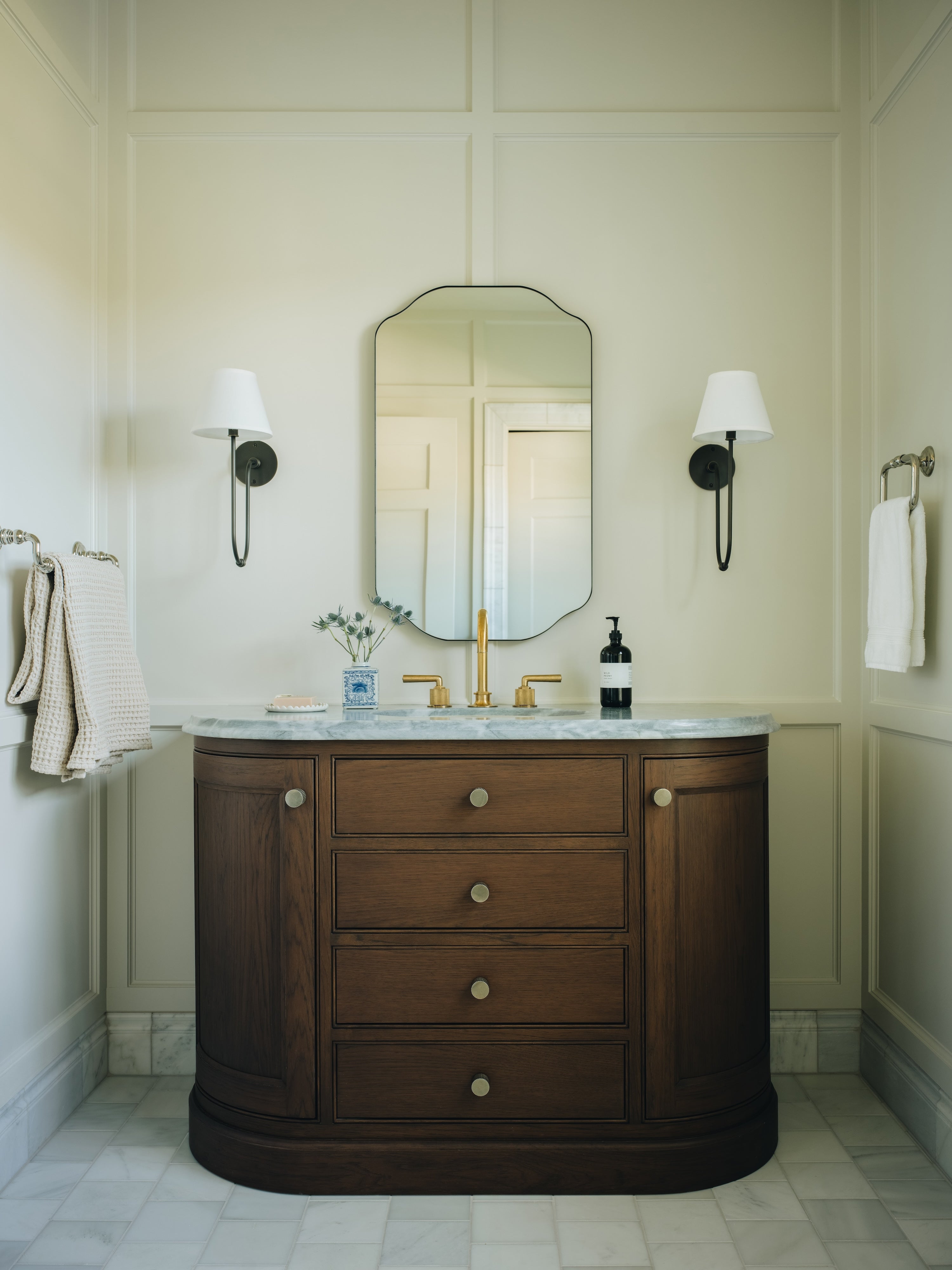 Glen Vanity