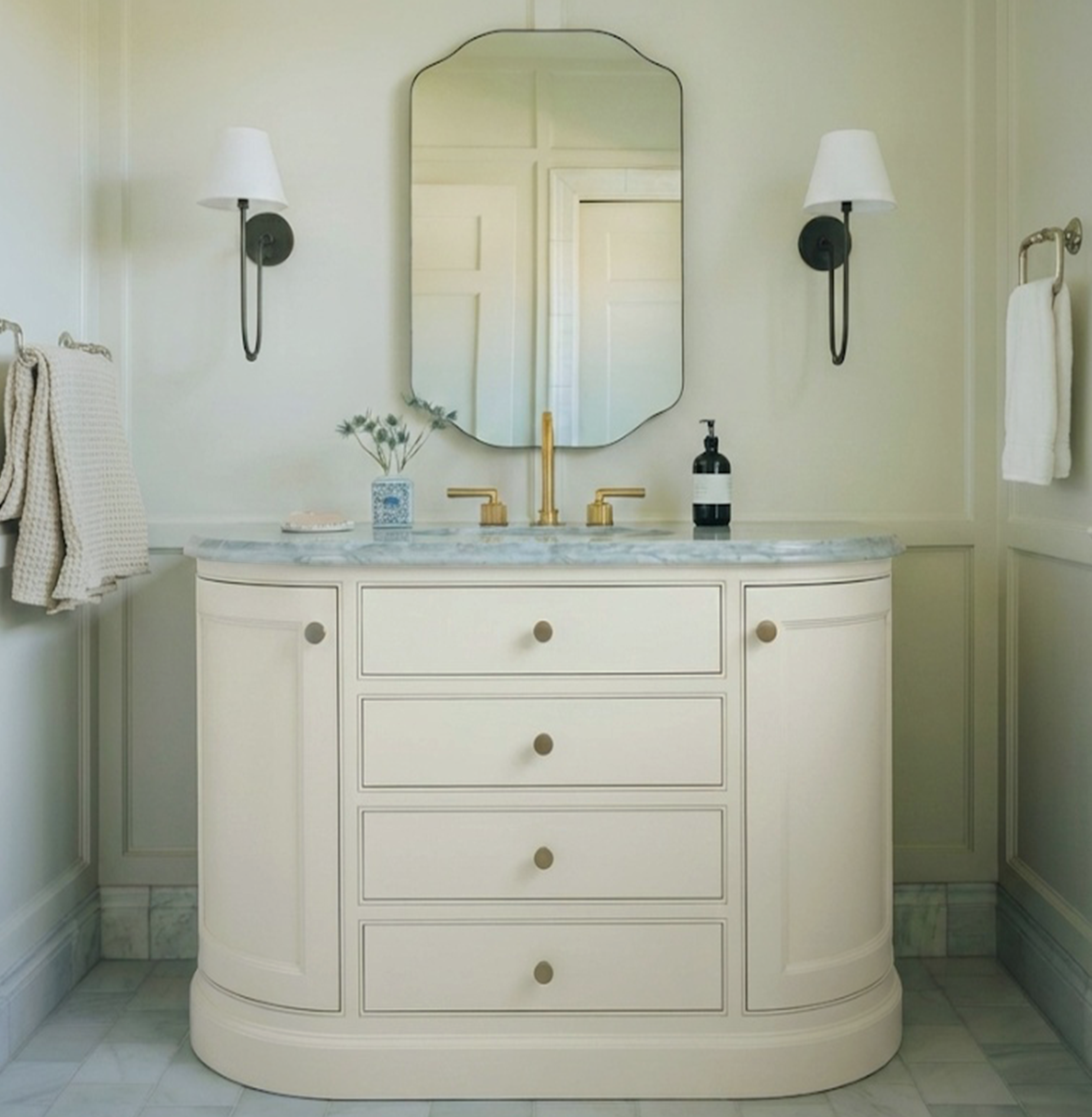 Glen Vanity