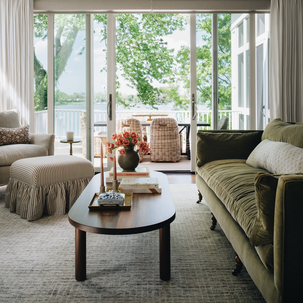 Maude Sofa
