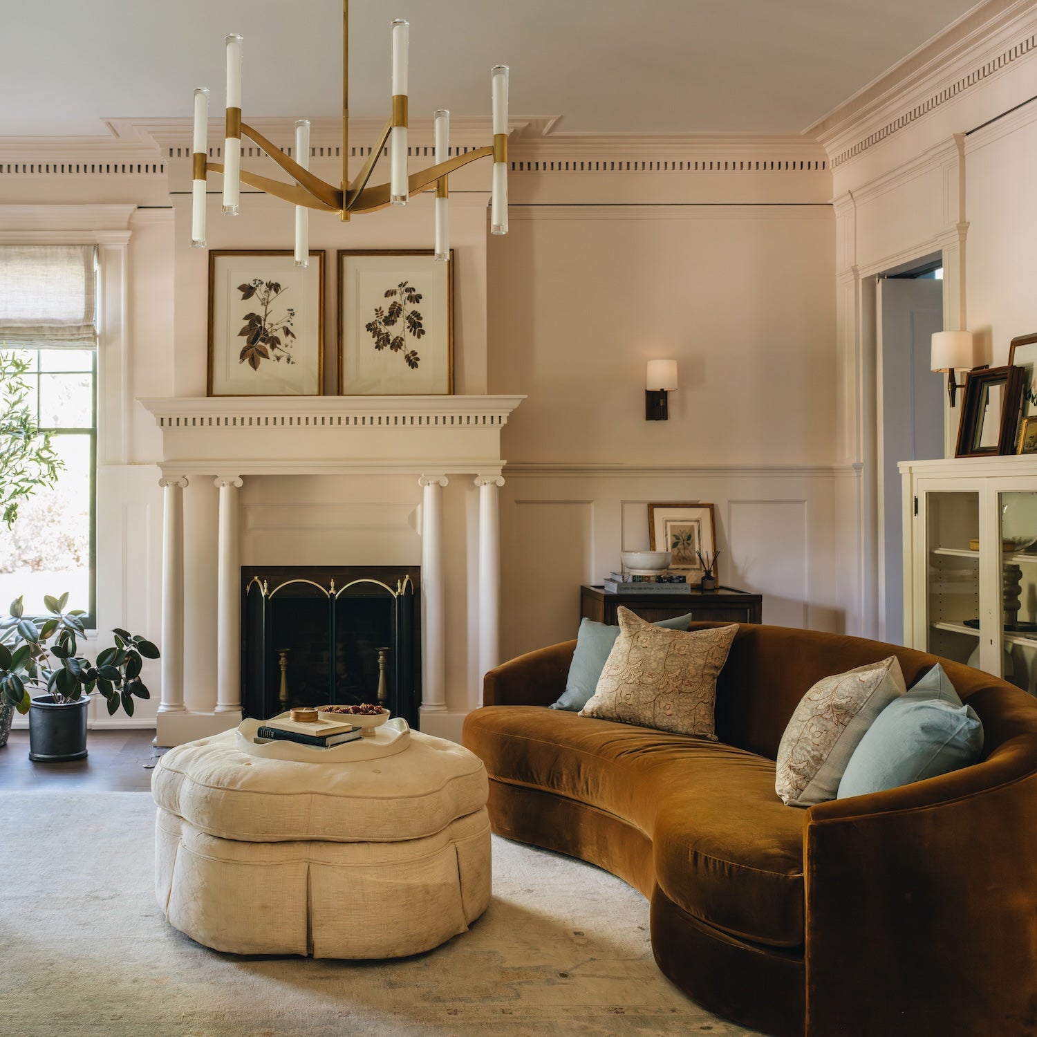 Evelyn Parlour Sofa