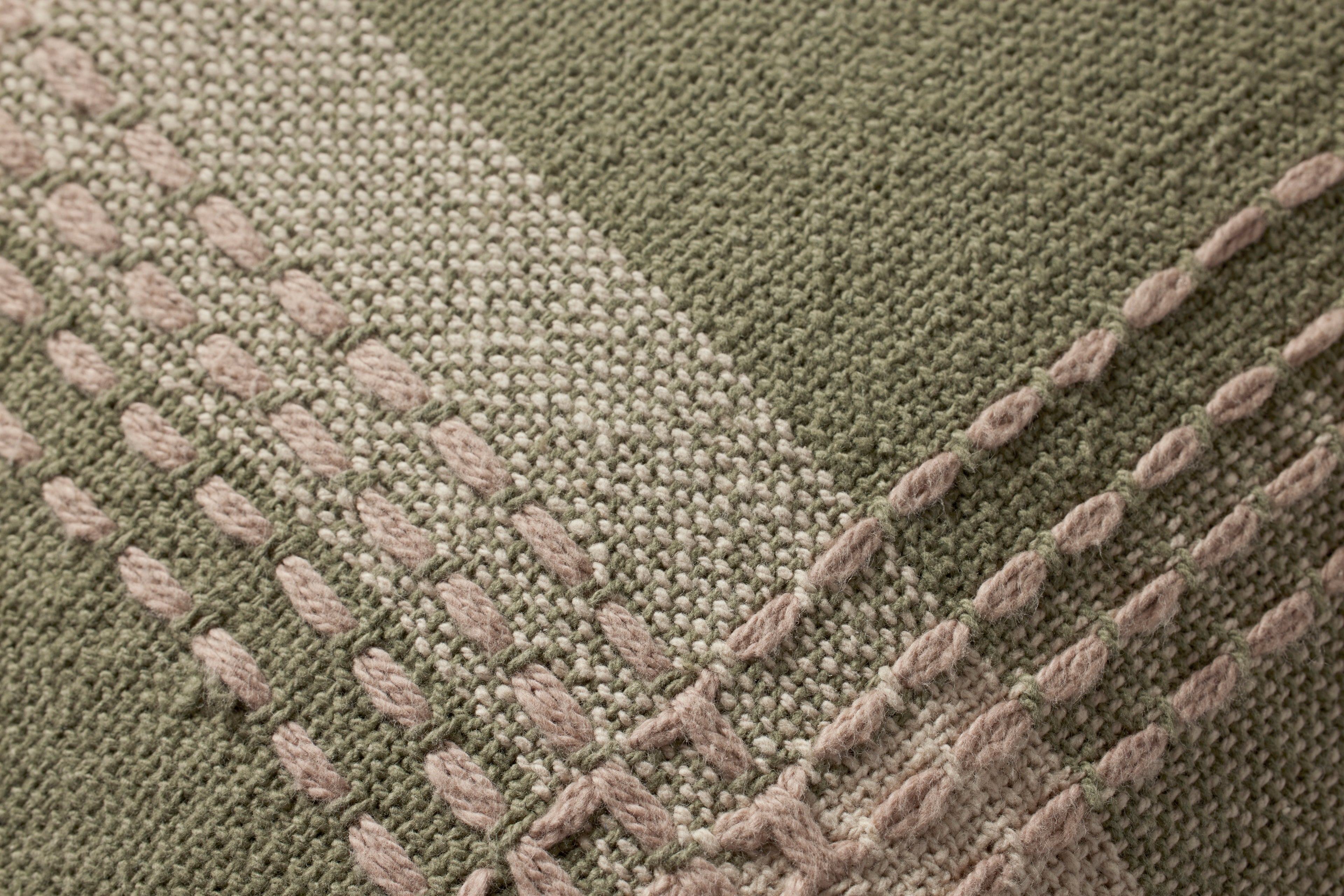 Jean Stoffer x Loloi Pillow Green / Multi