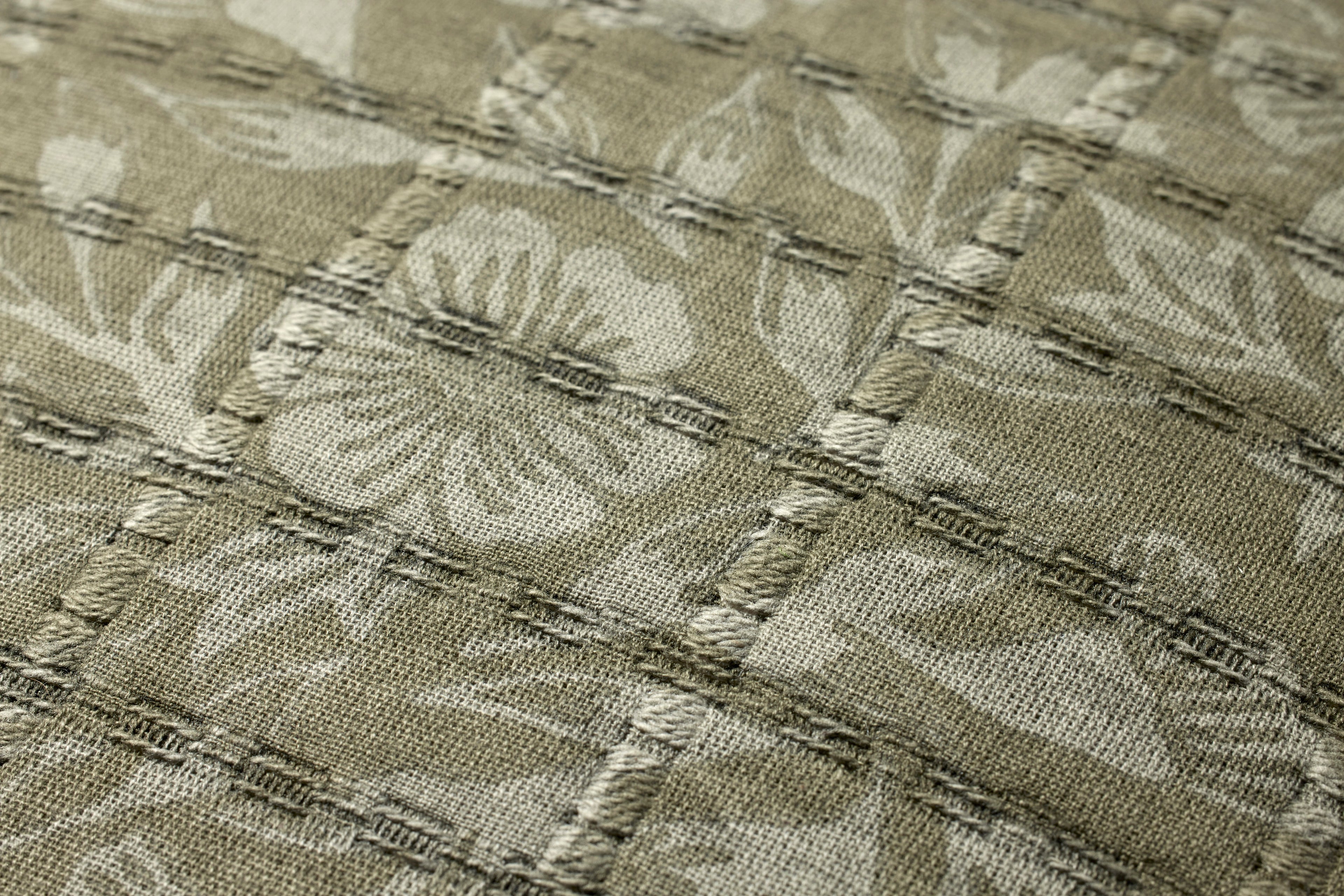 Jean Stoffer x Loloi Pillow Green / Grey