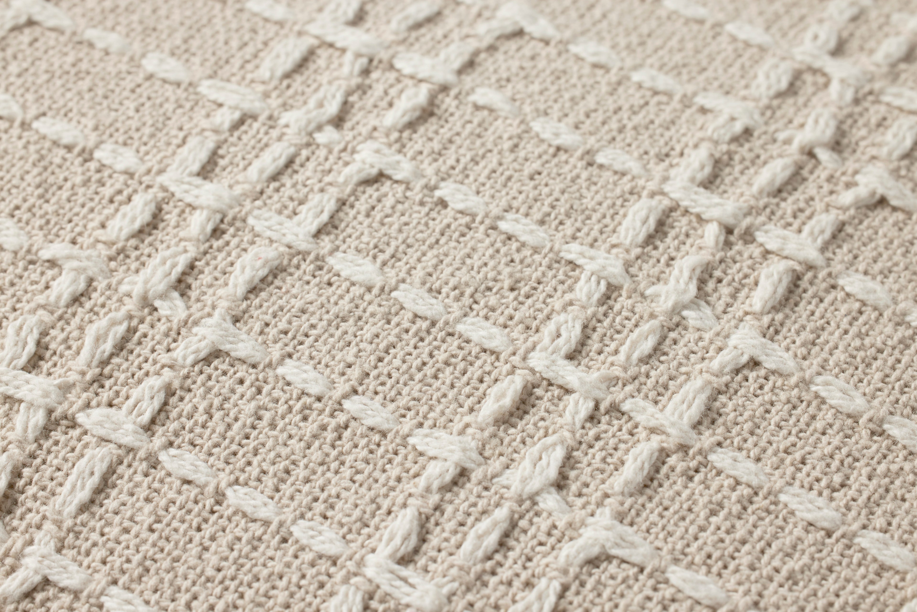 Jean Stoffer x Loloi Pillow Beige / Ivory