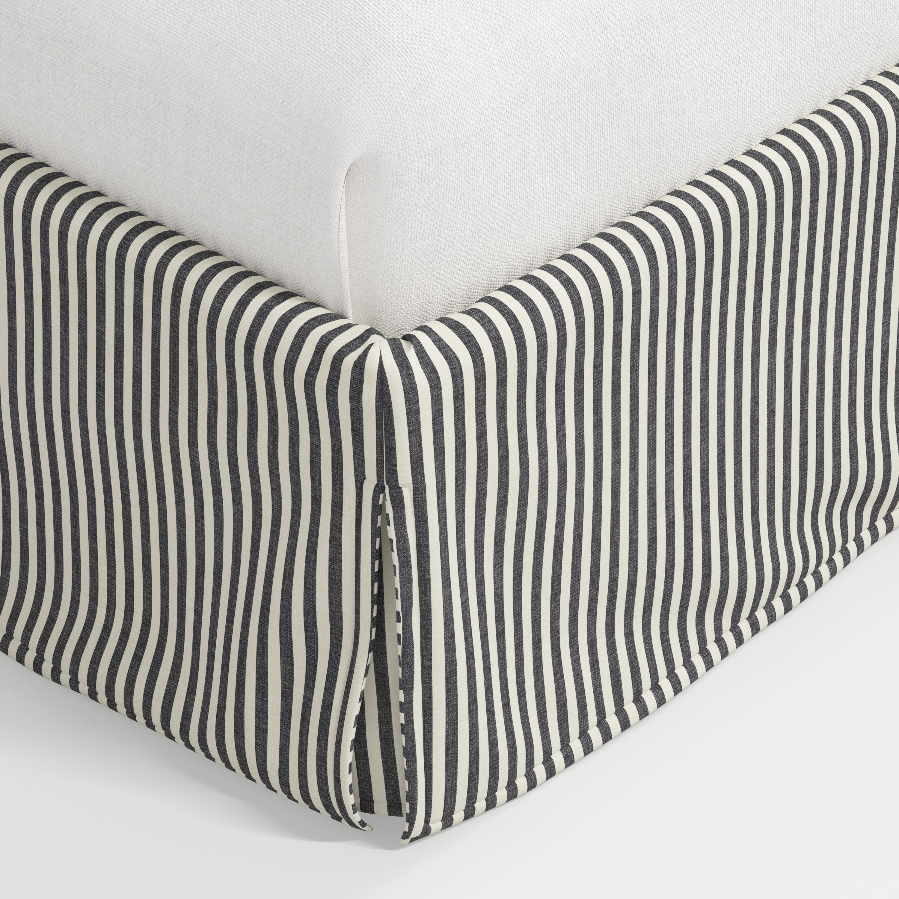 Maura Bed
