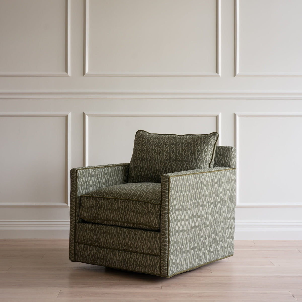 Stelle Swivel Chair