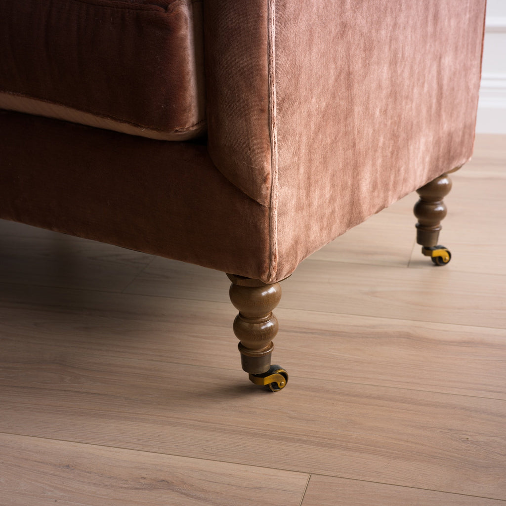 Maribelle Settee