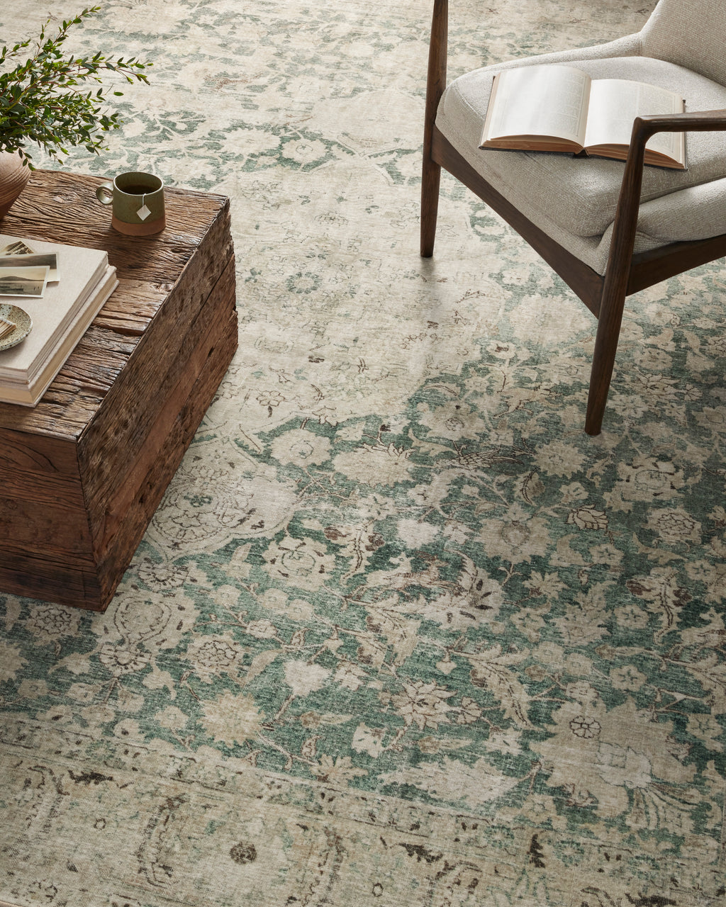 Magnolia Home by Joanna Gaines x Loloi Sinclair Jade Sand SIN-05