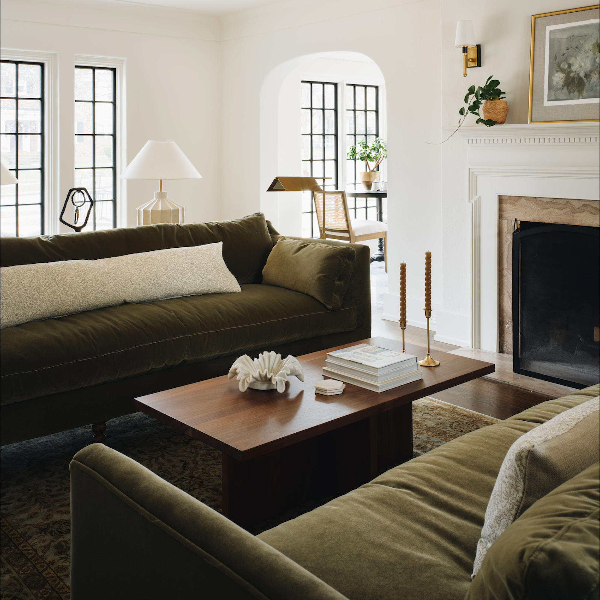 Maude Sofa