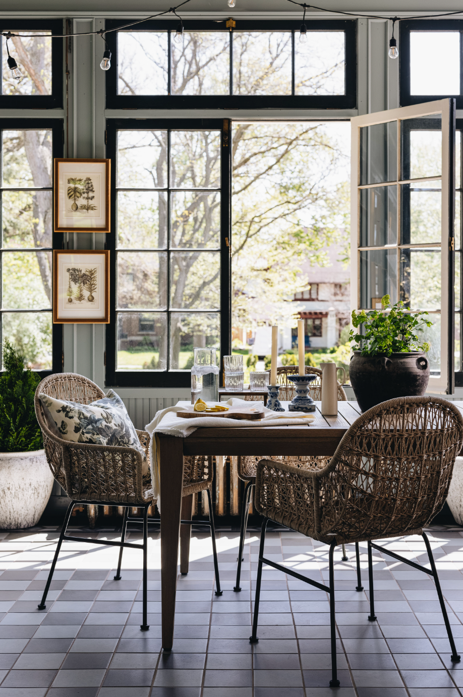 Lupe Outdoor Dining Chair