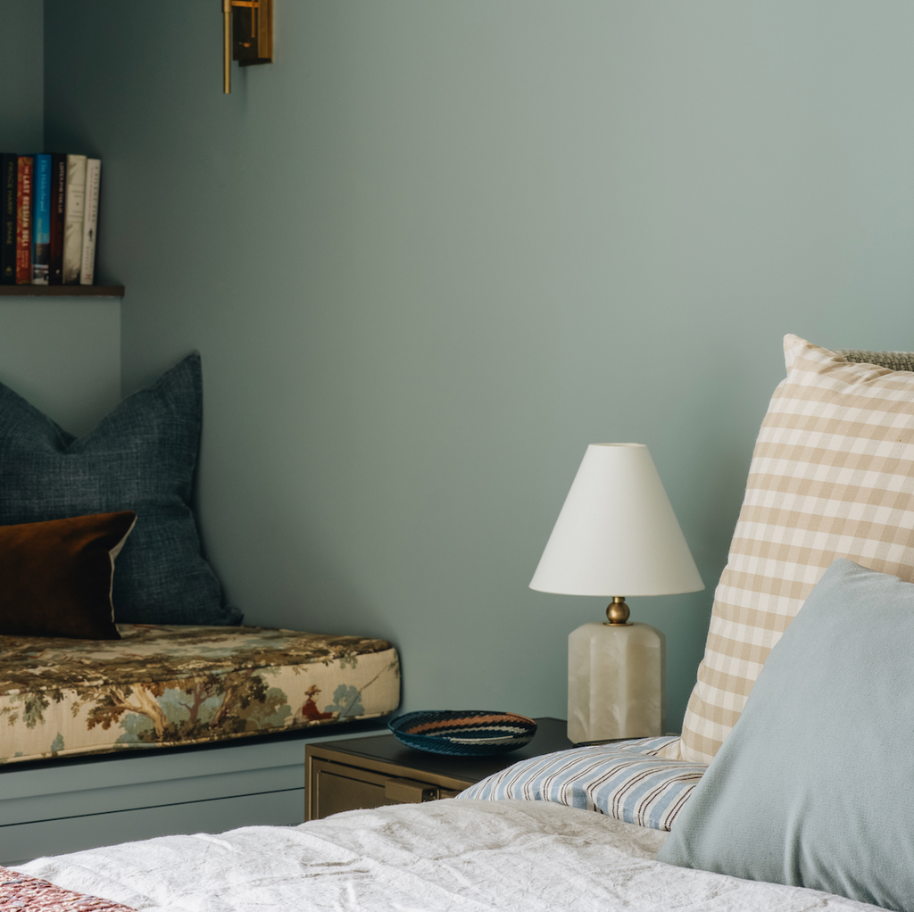 Iota Small Table Lamp