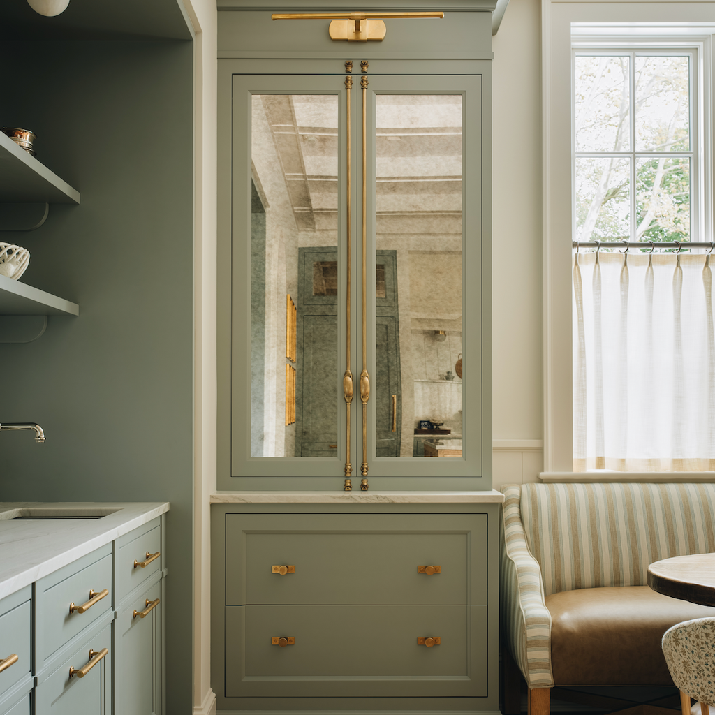 Mix Cabinet Knob with Backplate