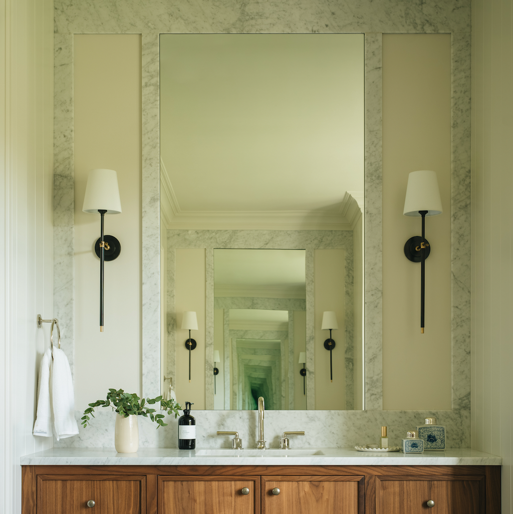 Bryant Large Tail Sconce