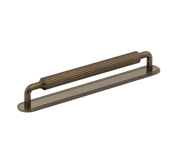 Barwick Slim Ridged Cabinet Pull Handle with Backplate
