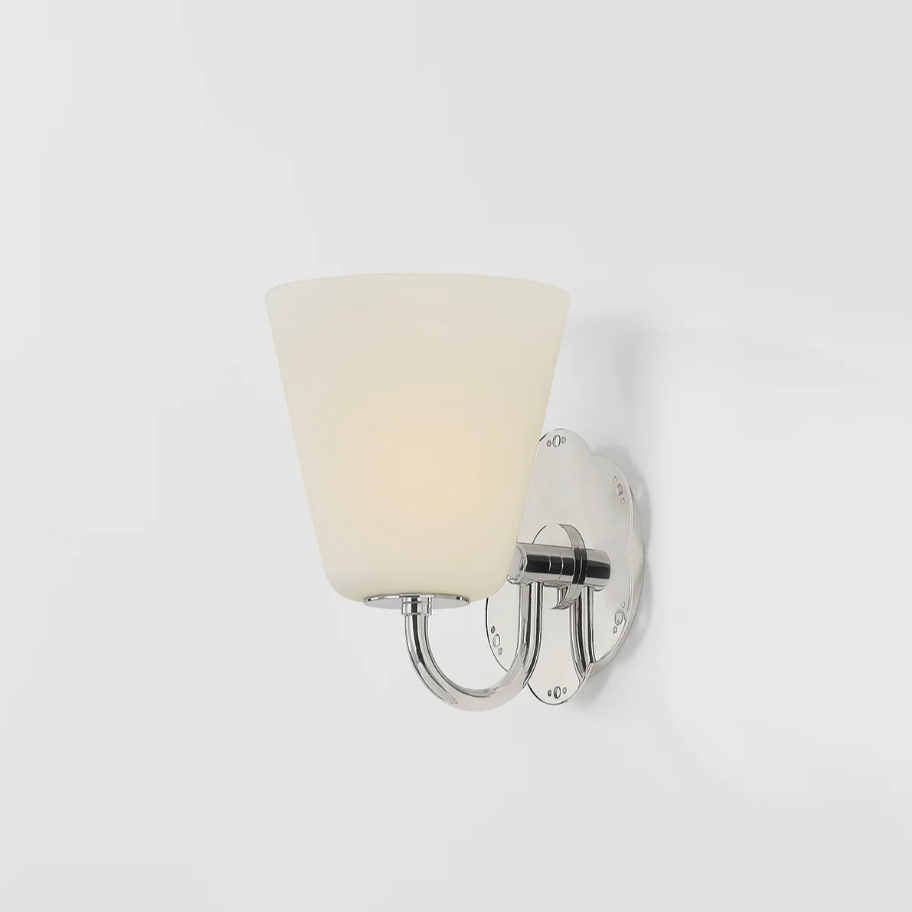 Leonella Sconce