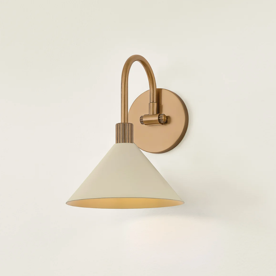 Jovani Sconce