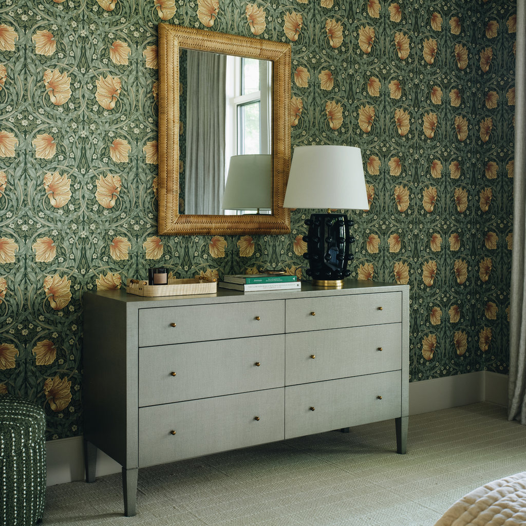 Linden Medium Cordless Table Lamp