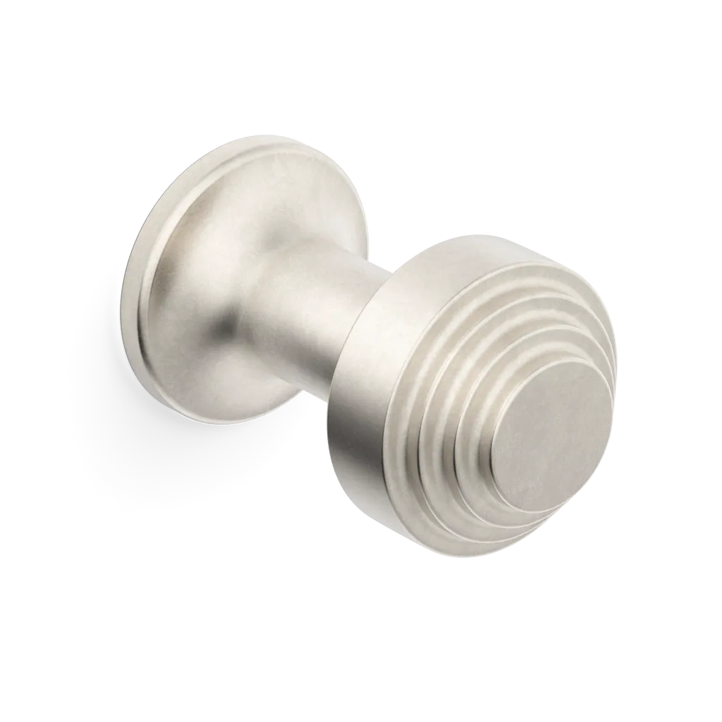 Victoria Stepped Robe Hook