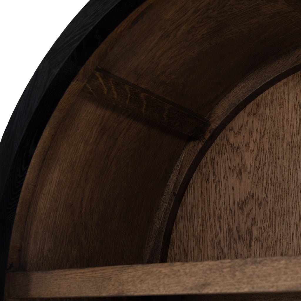 Leighton Cabinet