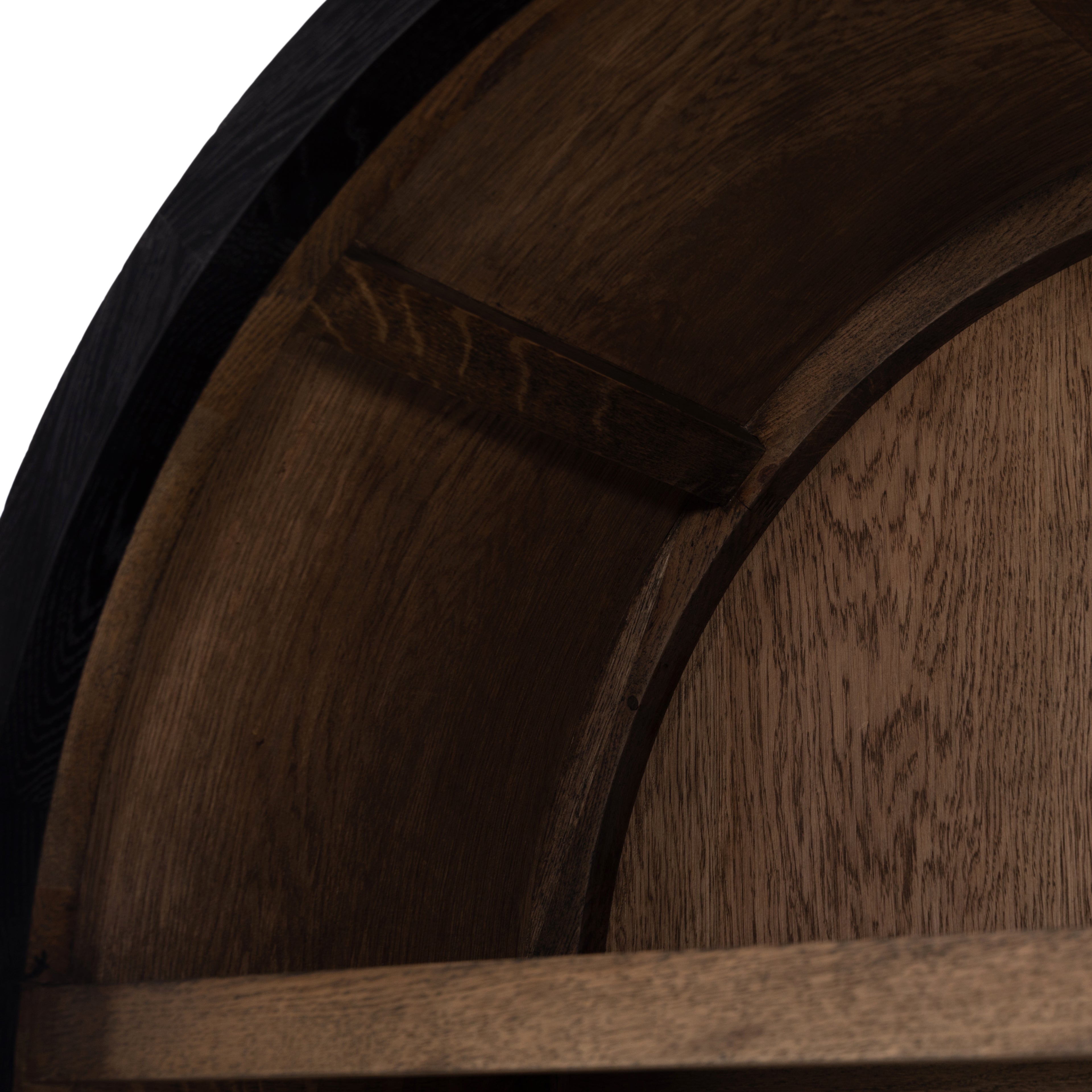 Leighton Cabinet