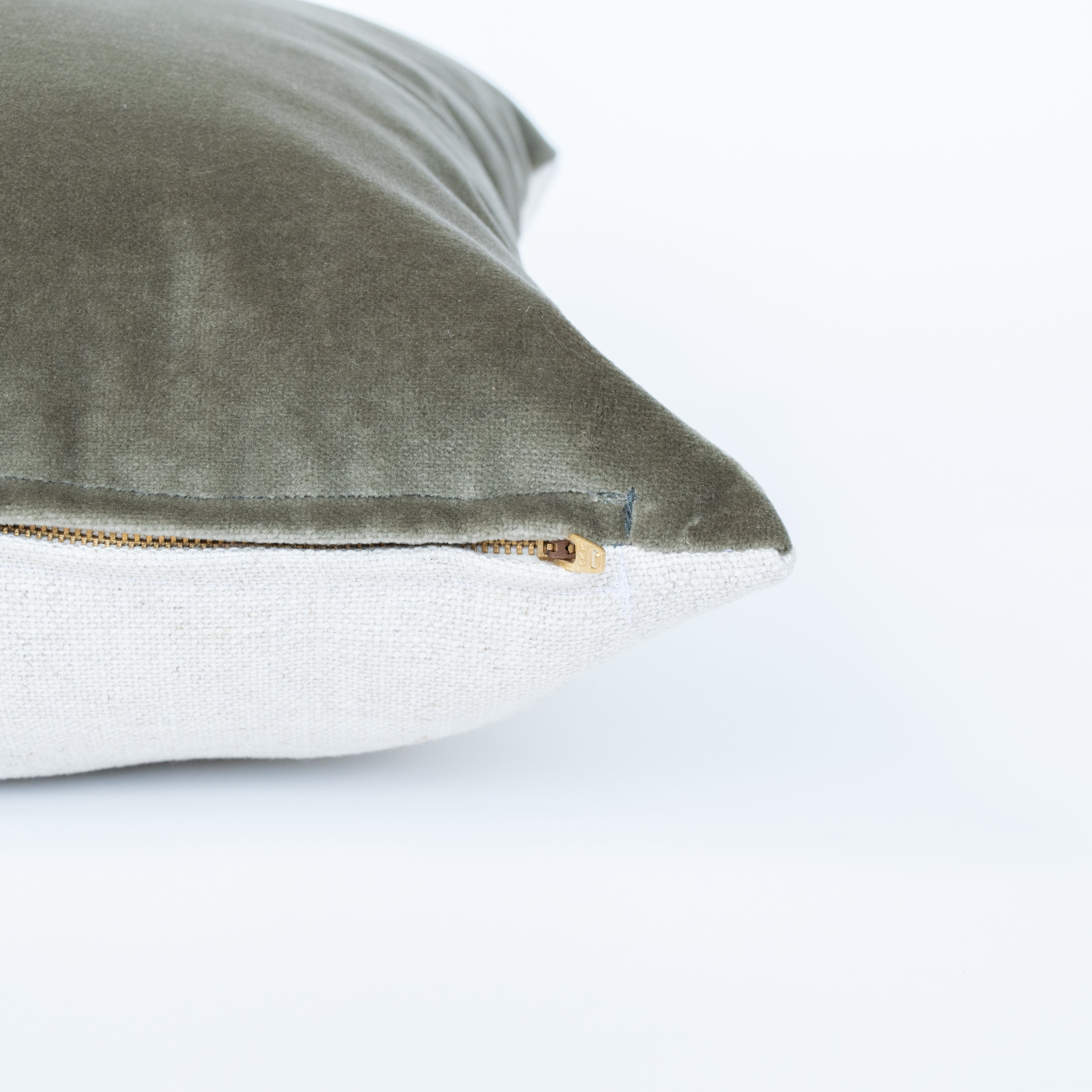 S|H Moss Velvet Designer Pillow Cover