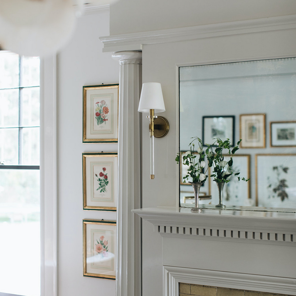 Blixen Sconce