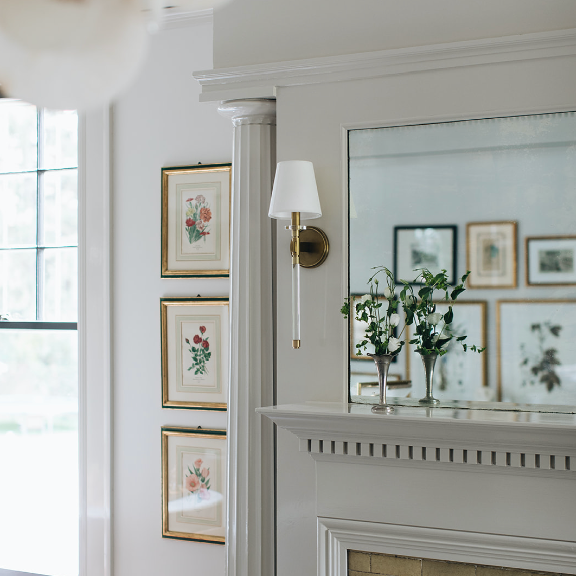 Blixen Sconce