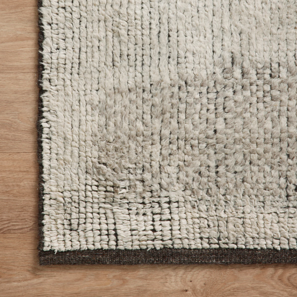 Amber Lewis x Loloi Gwyneth Ivory / Taupe GWY-02
