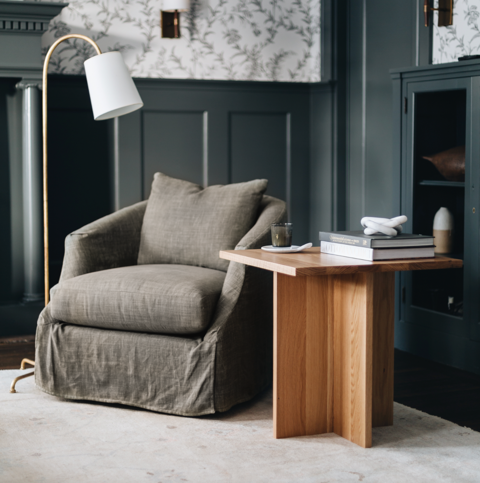 Eden Swivel Slipcovered Chair