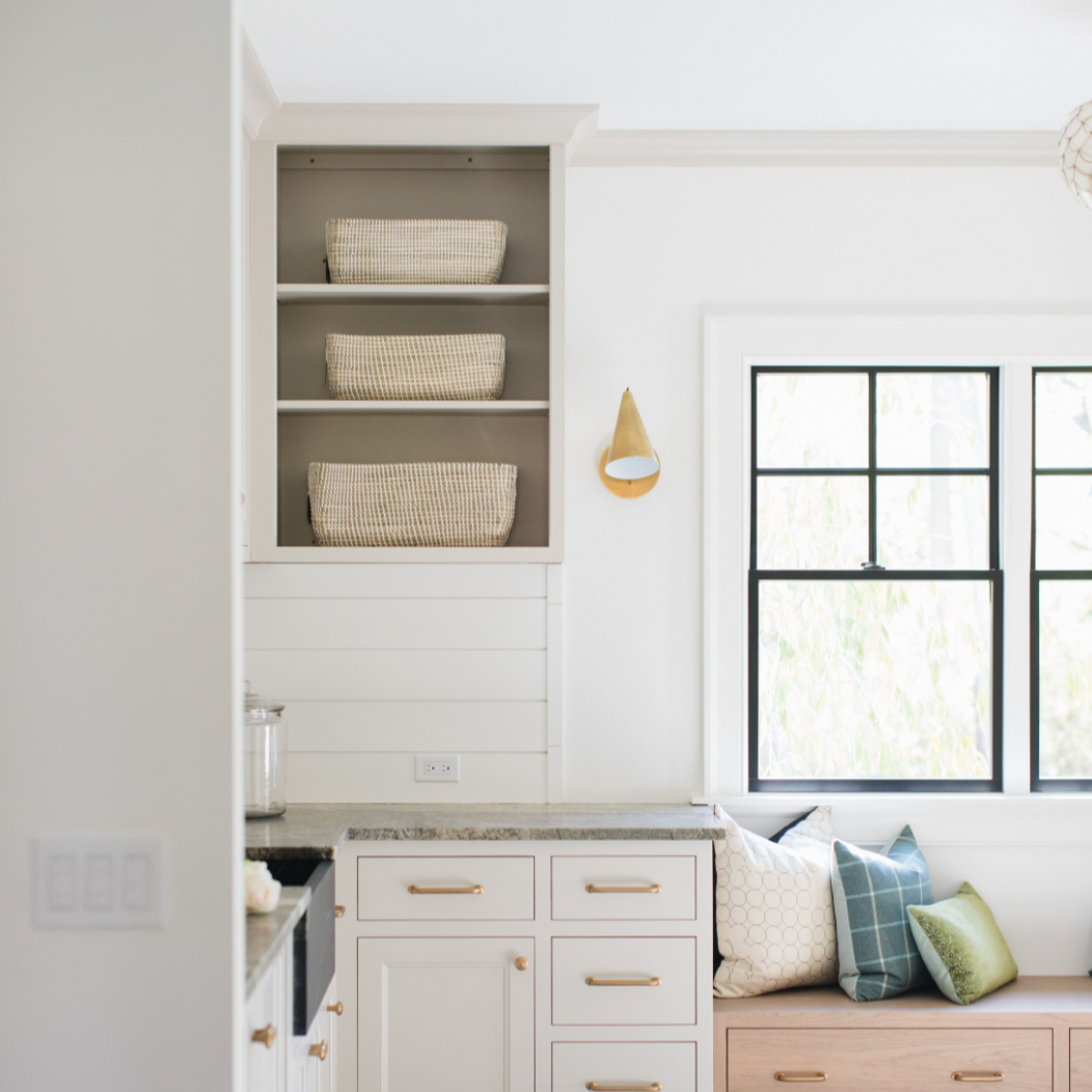 Clemente Wall Light