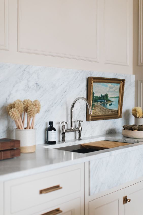 Cotswold Cabinet Turn